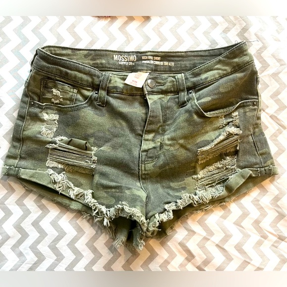 3 pair Mossimo / Universal Thread High Rise Shorts - Picture 3 of 5